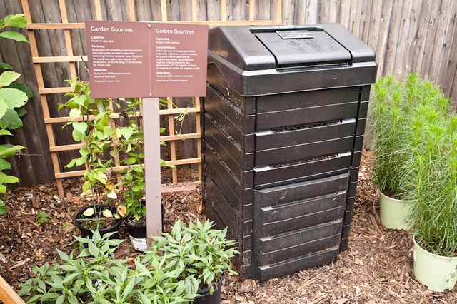 First, pick your compost bin. With an outdoor compost bin, you have a few more options than indoors. You can construct your own in various styles with wood (a bench or a more standard box, for example), buy a plastic bin or even a metal one. The amount of space you have available could very well influence your decision. The plastic or metal bins include a longer lifespan (wood deteriorates over time), assembly is easy/non-existent, they're relatively inexpensive. <br>This is the Garden Gourmet.